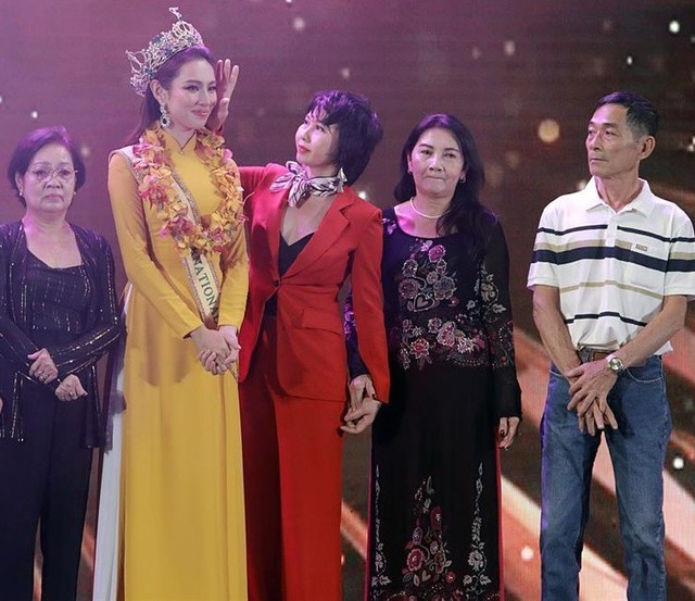Hoa hậu Nguyễn Thúc Thùy Tiên tiết lộ hình mẫu người đàn ông để gửi gắm cuộc đời - Ảnh 3.