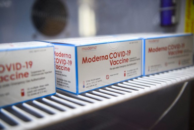 Moderna có thể &quot;trình làng&quot; vaccine ngừa COVID-19 kết hợp phòng cúm vào năm 2023 - Ảnh 1.