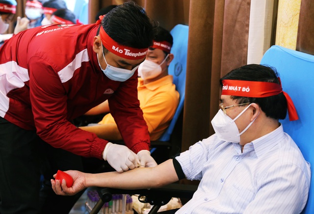 Ý nghĩa ngày hội hiến máu Chủ nhật đỏ ở Nghệ An   - Ảnh 4.