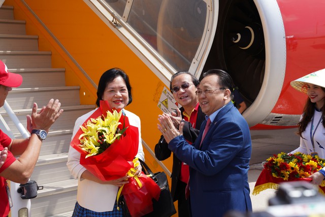 Tin vui: Dễ dàng đặt vé bay và khám phá Kazakhstan - Nha Trang cùng Vietjet từ hôm nay - Ảnh 2.