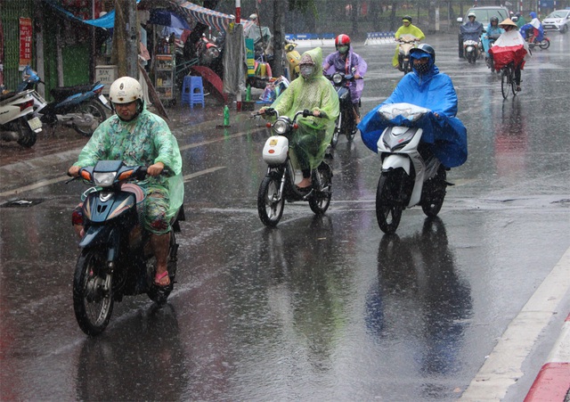 Bắc Bộ tiếp tục nắng ráo, Trung - Nam Bộ mưa dông trong nhiều ngày - Ảnh 2.
