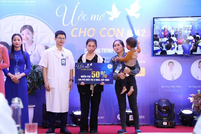 &quot;Ước mơ cho con&quot;– Cơ hội &quot;vàng&quot; điều trị u máu, bớt máu miễn phí cho bệnh nhi nghèo - Ảnh 7.