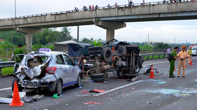 Hơn 9000 vụ tai nạn giao thông xảy ra trong 10 tháng đầu năm 2022 - Ảnh 3.