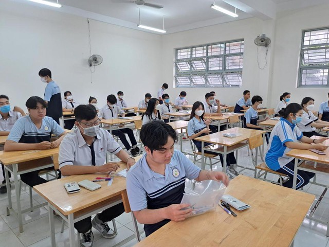 Những trường đại học nào dùng chứng chỉ tiếng Anh của Việt Nam để tuyển sinh? - Ảnh 2.