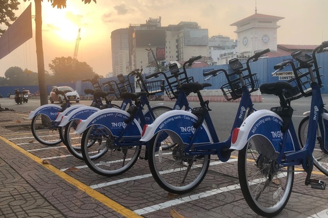 Hà Nội thí điểm dịch vụ xe đạp công cộng, người dân “kêu” giá cao - Ảnh 1.