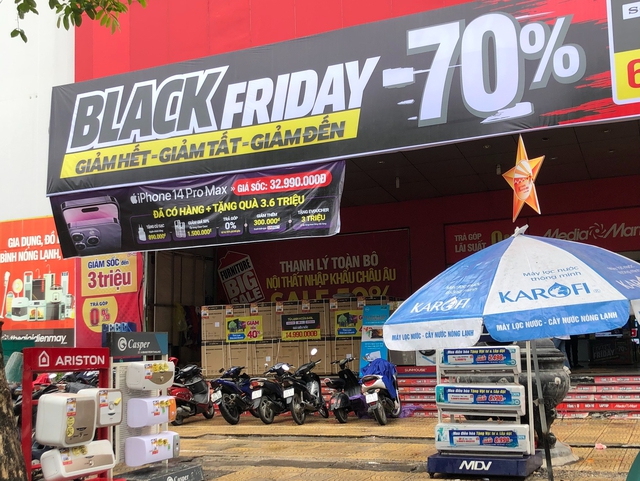 Hà Nội giảm giá sâu đến 99% nhân dịp Black Friday 2022 - Ảnh 5.