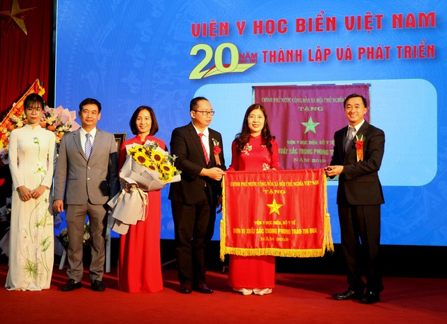 Viện Y học biển Việt Nam kỷ niệm 20 năm xây dựng và trưởng thành - Ảnh 9.
