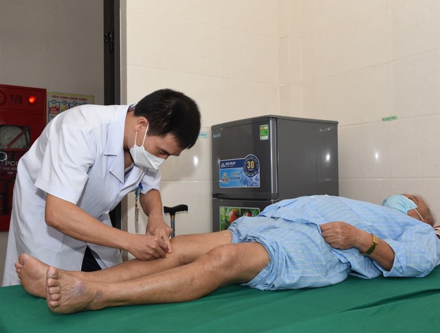 BV Nội tiết Nghệ An: Phục hồi biến chứng cho bệnh nhân đái tháo đường bằng y học cổ truyền - Ảnh 6.