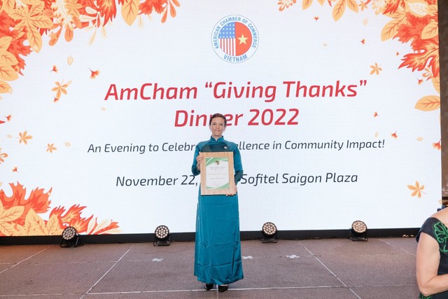 Sanofi nhận Giải thưởng Xuất sắc về tác động môi trường do AmCham trao tặng - Ảnh 1.