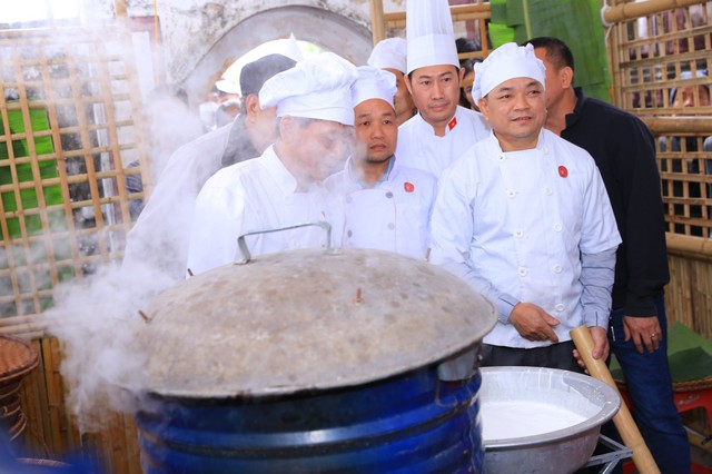 Cùng CHIN-SU đi tour thăm làng phở Vân Cù- Nam Định - Ảnh 2.