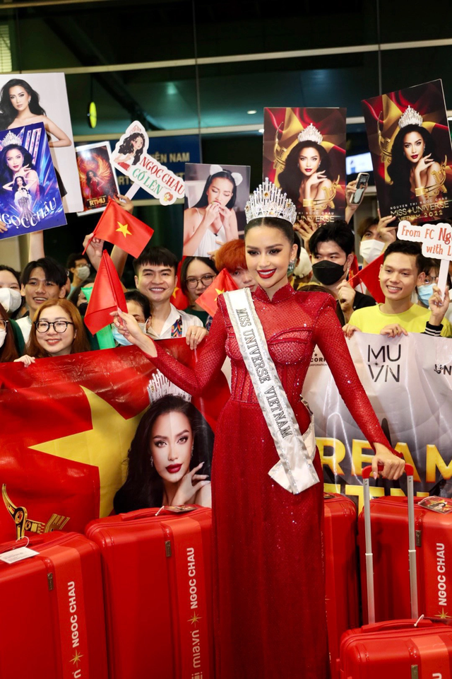 Ngọc Châu lộng lẫy lên đường chinh phục Miss Universe 2022 - Ảnh 2.