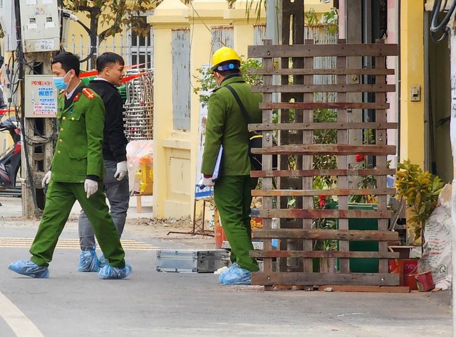 Sau khi truy sát vợ chồng giáo viên ở Bắc Ninh, nghi phạm vẫn đi làm bình thường - Ảnh 2.