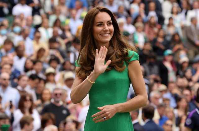 Công nương Kate Middleton: 5 bí quyết có phong cách độc đáo - Ảnh 3.
