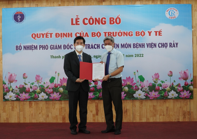 Bổ nhiệm Phó giám đốc phụ trách chuyên môn Bệnh viện Chợ Rẫy - Ảnh 1.