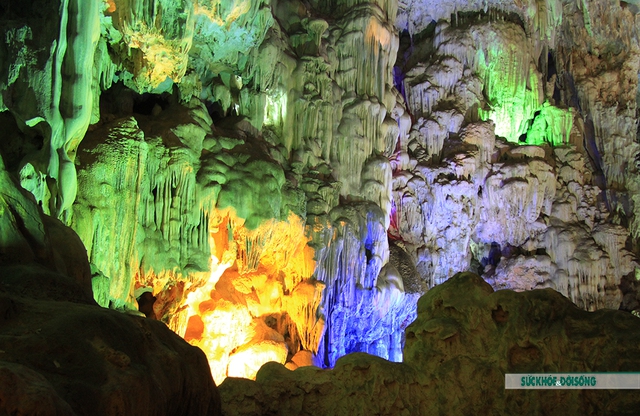 Khám phá vẻ đẹp hang động ở Hạ Long đầy quyến rũ - Ảnh 15.