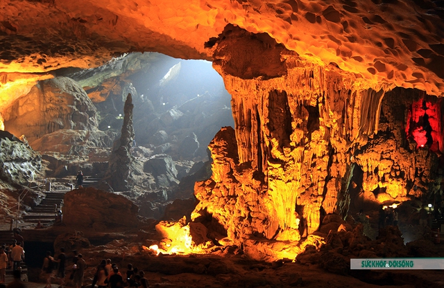 Khám phá vẻ đẹp hang động ở Hạ Long đầy quyến rũ - Ảnh 2.