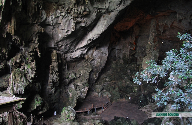 Khám phá vẻ đẹp hang động ở Hạ Long đầy quyến rũ - Ảnh 12.