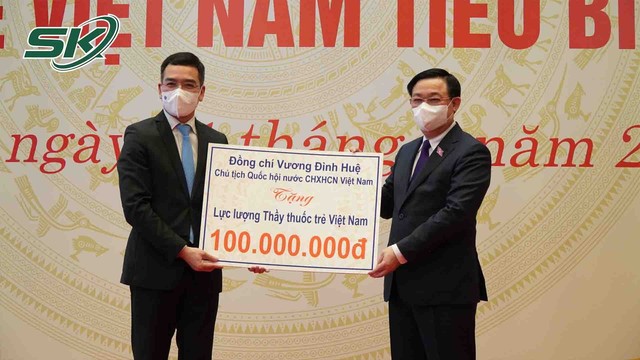 Chủ tịch Quốc hội gặp mặt thầy thuốc trẻ Việt Nam tiêu biểu năm 2021 - Ảnh 3.