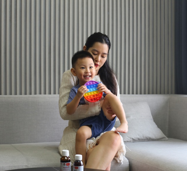 Người dân tìm mua sản phẩm tăng sức khỏe mùa dịch, hàng nhập khẩu khan hàng - Ảnh 3. Người dân tìm mua sản phẩm tăng sức khỏe mùa dịch, hàng nhập khẩu khan hàng - Ảnh 3.