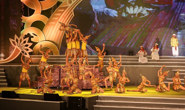 Thưởng thức lễ hội đặc sắc của dân tộc Dao, Thái, Gia Rai, Khmer giữa lòng Hà Nội - Ảnh 2.