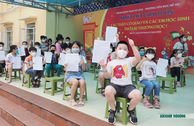 Gần 300 học sinh trường Tiểu học Mễ Trì tiêm vaccine COVID-19 trong điều kiện an toàn  - Ảnh 3.