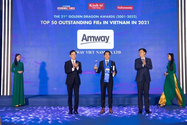 Tập đoàn Amway giữ vị trí dẫn đầu ngành bán hàng trực tiếp năm 2022 - Ảnh 1. Tập đoàn Amway giữ vị trí dẫn đầu ngành bán hàng trực tiếp năm 2022 - Ảnh 1.