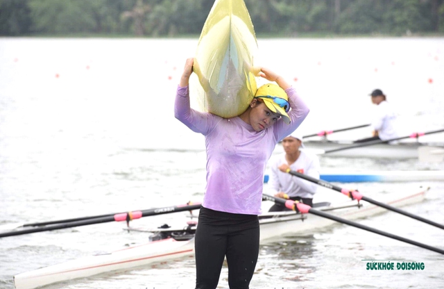 SEA Games 31: Đội tuyển đua thuyền Việt Nam sẵn sàng cho cuộc tranh tài hai môn Rowing và Canoeing  - Ảnh 10.