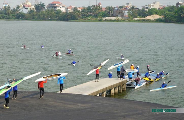 SEA Games 31: Đội tuyển đua thuyền Việt Nam sẵn sàng cho cuộc tranh tài hai môn Rowing và Canoeing  - Ảnh 1.