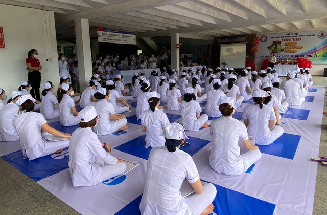 Hội thi Rung chuông vàng chào mừng ngày Quốc tế điều dưỡng - Ảnh 2.