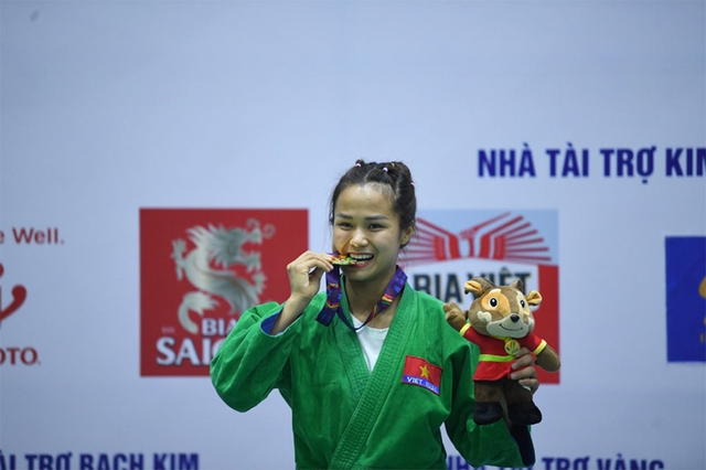 Vừa giành huy chương Vàng SEA Games 31, võ sĩ Tô Thị Trang mất bố khiến nhiều người xót xa - Ảnh 3.