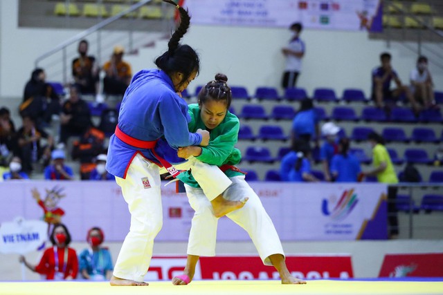 Vừa giành huy chương Vàng SEA Games 31, võ sĩ Tô Thị Trang mất bố khiến nhiều người xót xa - Ảnh 2.