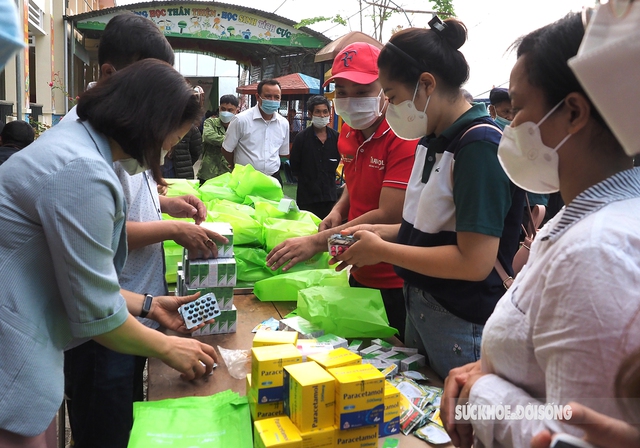 300 người dân xã Pố Lồ, Hoàng Su Phì được khám miễn phí trong chương trình “Vì sức khỏe cộng đồng” - Ảnh 8.