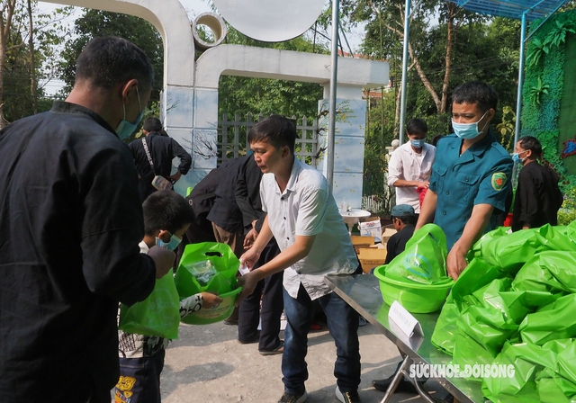 300 người dân xã Pố Lồ, Hoàng Su Phì được khám miễn phí trong chương trình “Vì sức khỏe cộng đồng” - Ảnh 13.