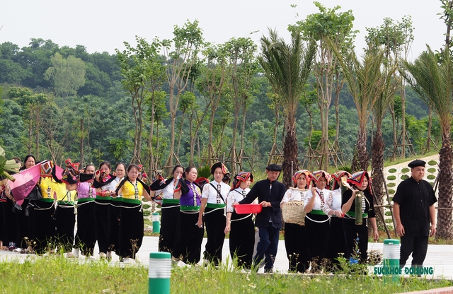 Tái hiện Lễ cầu mưa của dân tộc Thái trắng tại “Ngôi nhà chung” - Ảnh 7.