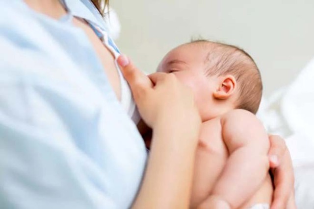 6 nguyên nhân thường gặp khiến trẻ nhỏ đau họng và cách khắc phục tại nhà - Ảnh 4.