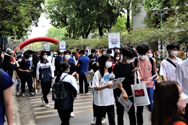 &quot;Ngày hội Tư vấn tuyển sinh - hướng nghiệp&quot; có quy mô lớn nhất từ trước tới nay - Ảnh 2.