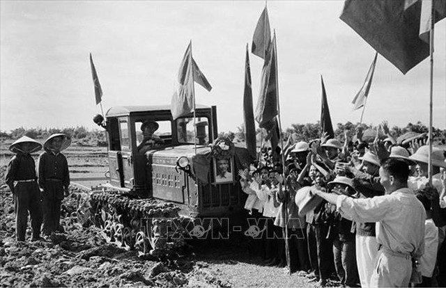 Kỷ niệm 74 năm Ngày Chủ tịch Hồ Chí Minh ra Lời kêu gọi thi đua ái quốc - Ảnh 18.