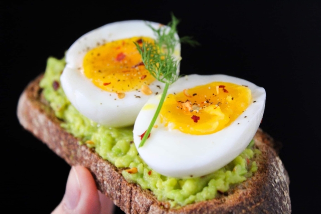 Chế độ ăn kiêng giảm cân bằng trứng luộc: Lành mạnh hay không? - Ảnh 1.