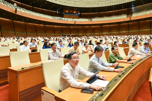 Thông qua Luật Điện ảnh (sửa đổi), Luật TĐKT (sửa đổi) và phê chuẩn quyết toán NSNN năm 2020 - Ảnh 4.