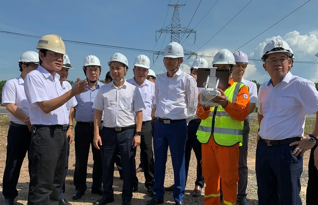 TGĐ EVN làm việc với EVNNPT và PTC2 về ứng dụng chuyển đổi số trong công tác quản lý kỹ thuật - Ảnh 2. TGĐ EVN làm việc với EVNNPT và PTC2 về ứng dụng chuyển đổi số trong công tác quản lý kỹ thuật - Ảnh 2.