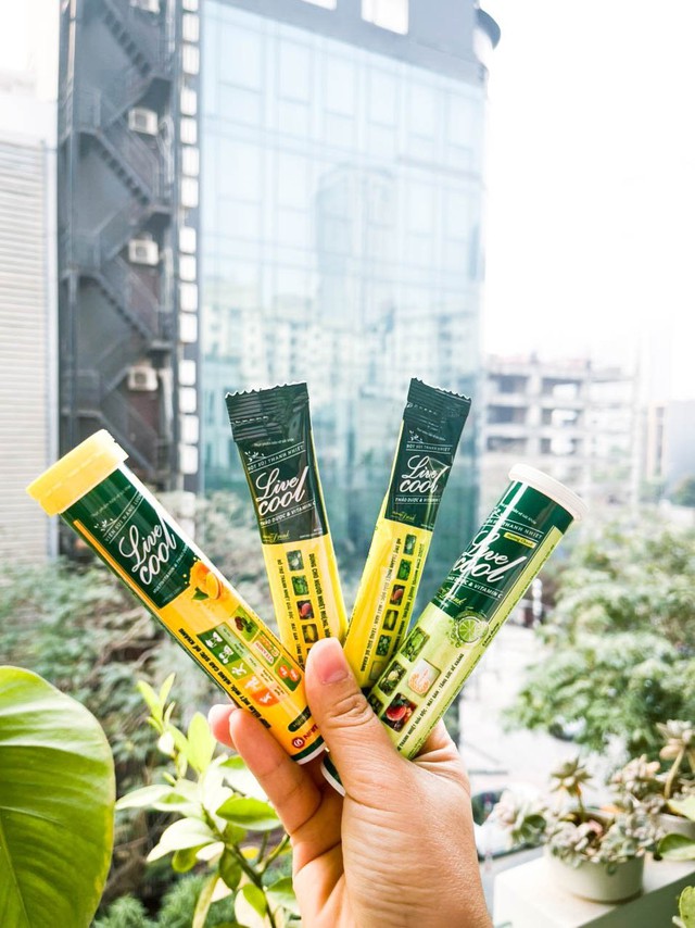 Bộ sản phẩm sủi sử dụng thảo dược sạch giúp hỗ trợ giảm nóng trong, mệt mỏi, hỗ trợ tăng đề kháng - Ảnh 2. Bộ sản phẩm sủi sử dụng thảo dược sạch giúp hỗ trợ giảm nóng trong, mệt mỏi, hỗ trợ tăng đề kháng - Ảnh 2.