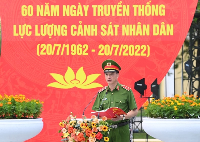 Khánh thành tượng đài &quot;Công an nhân dân vì dân phục vụ&quot; tại Hà Nội - Ảnh 3.