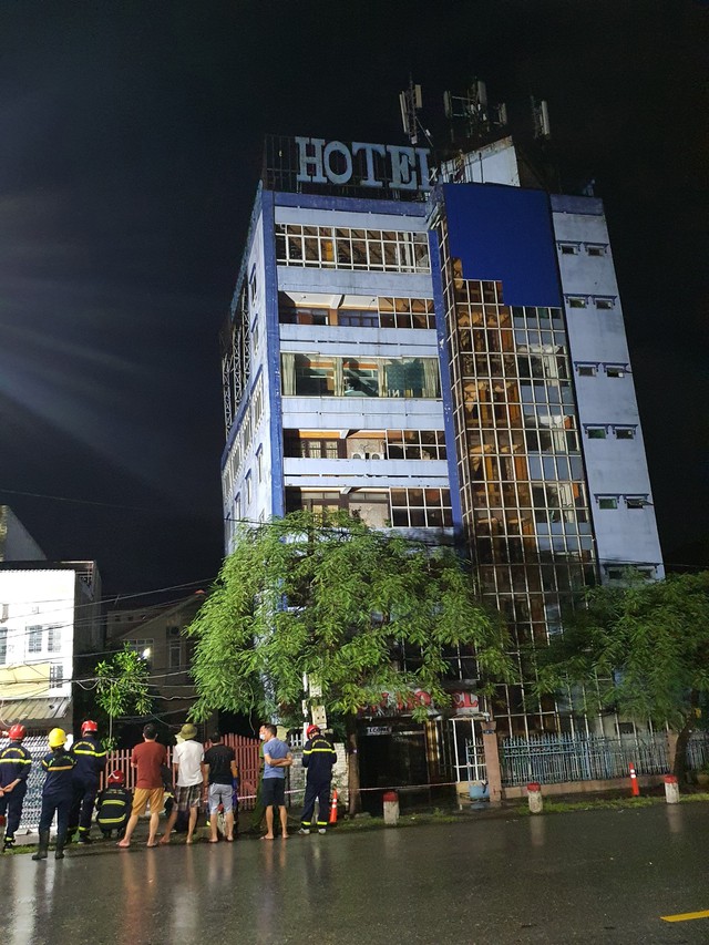 Hải Phòng: Cận cảnh khối nhà thuộc khách sạn Hải Yến bị đổ sập trong đêm  - Ảnh 8.