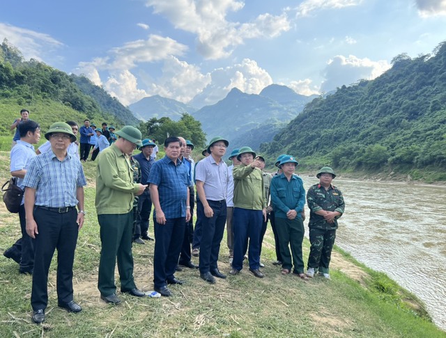 Siết chặt quản lý giao thông thủy sau vụ lật thuyền trên sông Chảy làm 5 người chết - Ảnh 4.