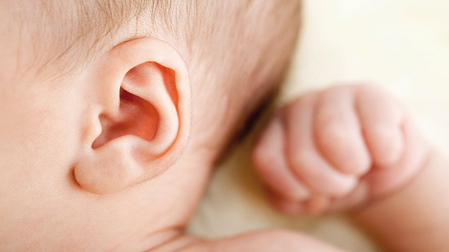 Khiếm thính trẻ nhỏ - Phát hiện, can thiệp sớm để phát triển hoàn thiện - Ảnh 1.