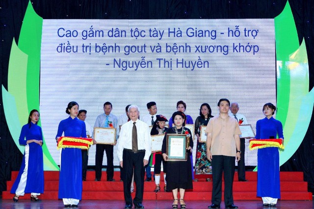 Câu chuyện về lương y người Tày - Ảnh 4.