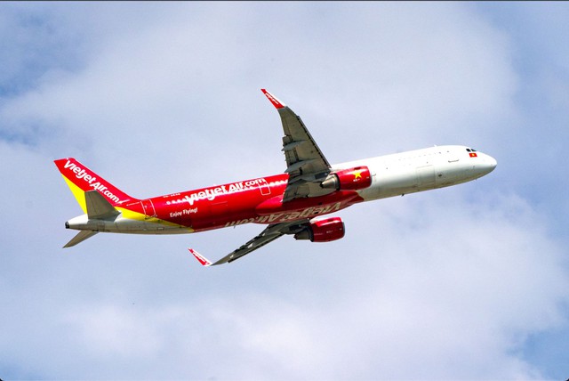 Tự hào khám phá Việt Nam tươi đẹp với triệu vé khuyến mãi cùng Vietjet dịp Quốc khánh 2/9 - Ảnh 1.