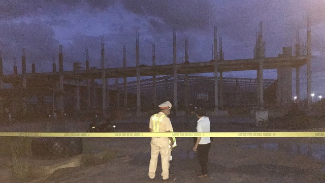 Lập tổ công tác điều tra vụ sập tường khiến 5 người tử vong tại Bình Định - Ảnh 3.