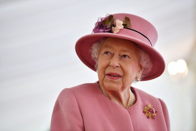 Tang lễ chính thức Nữ hoàng Anh Elizabeth II tôn vinh cuộc đời của vị quân vương anh minh - Ảnh 2.