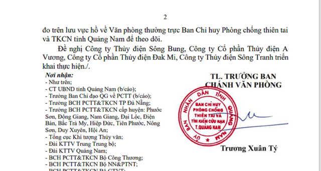 Phố cổ Hội An bảo vệ các di tích trăm tuổi trước siêu bão Noru - Ảnh 3.